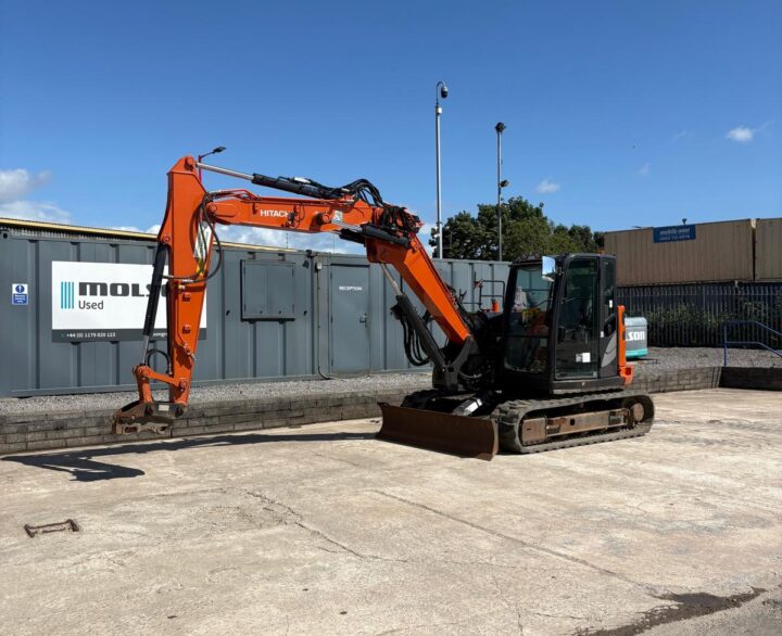 Hitachi ZX85USBR-6 2PB