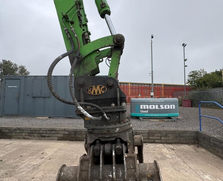 Sennebogen 817M - Material Handlers