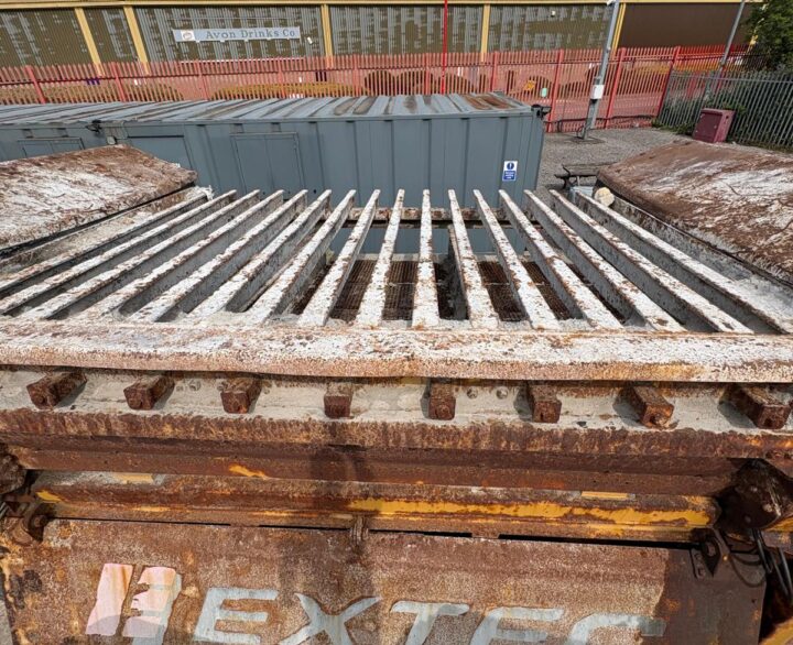 Extec Robotrac - Used Screeners