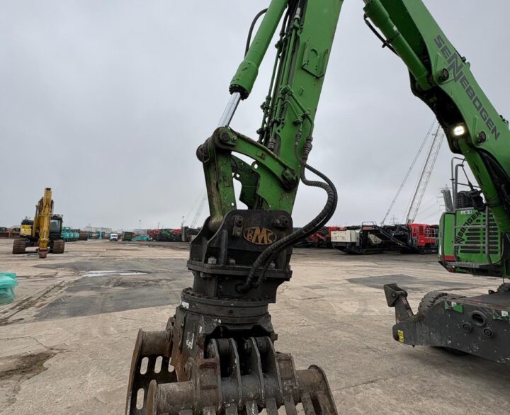 Sennebogen 817M - Material Handlers