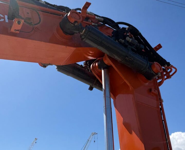 Hitachi ZX85USBR-6 2PB - Mini Excavators