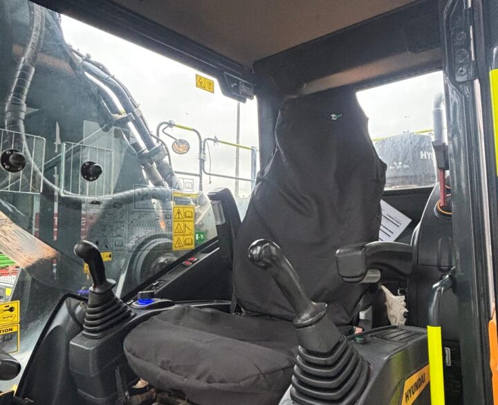 Hyundai HX380AL - Crawler Excavators