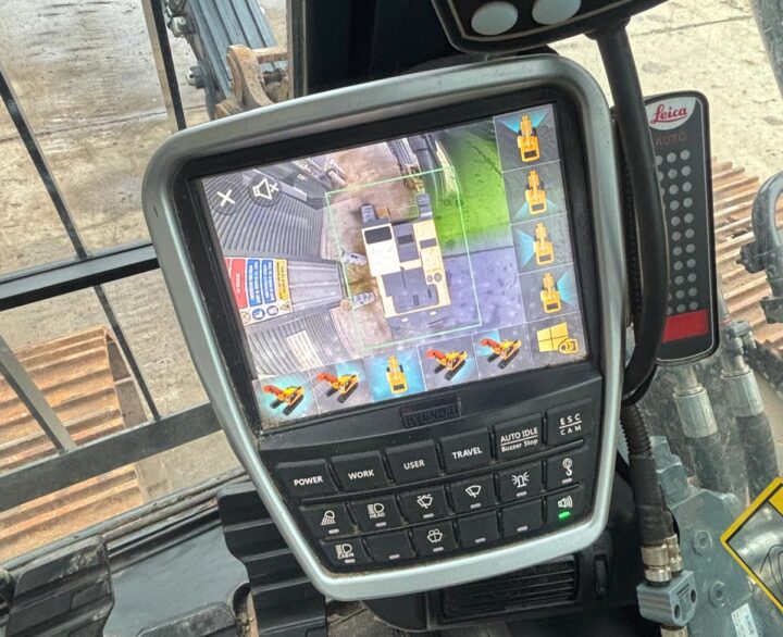 Hyundai HX380AL - Crawler Excavators
