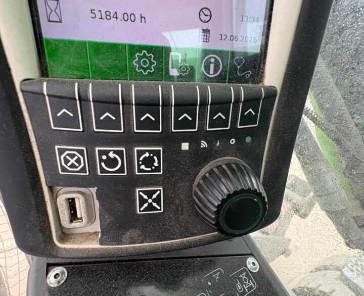 Sennebogen 817M - Material Handlers