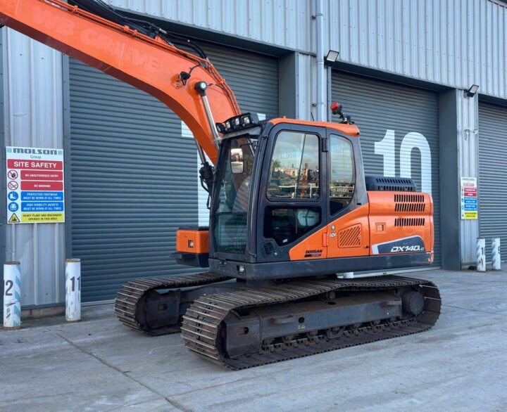 Doosan DX140LC-5 - Crawler Excavators