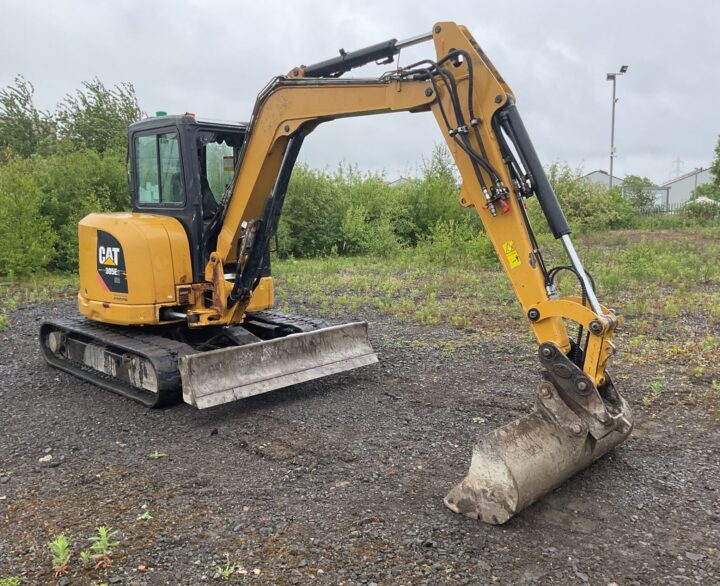 CAT 305E