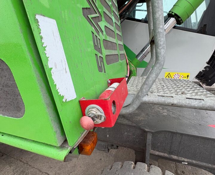 Sennebogen 817M - Material Handlers