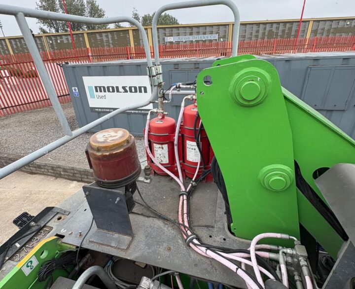 Sennebogen 817M - Material Handlers