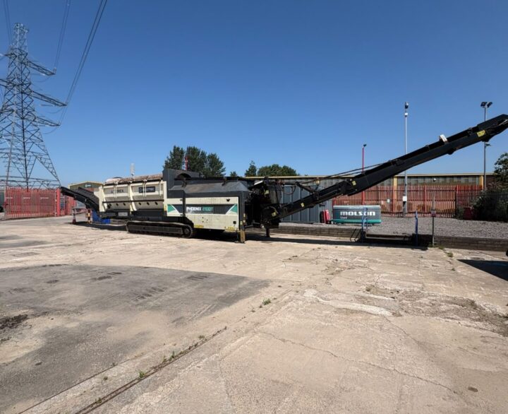 Terex EcoTec Phoenix 2100T - Used Screeners