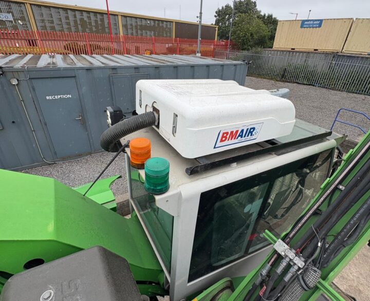 Sennebogen 817M - Material Handlers