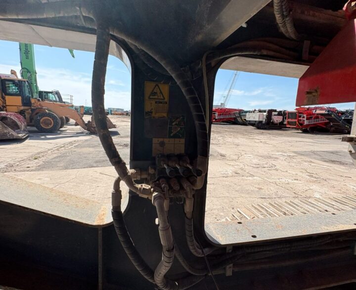 Terex Finlay J-1170 HR - Used Crushers