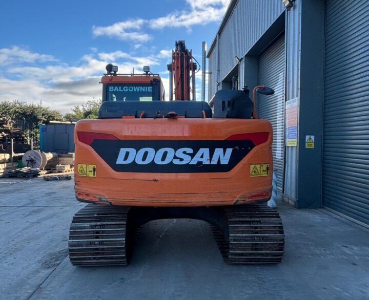 Doosan DX140LC-5 - Crawler Excavators
