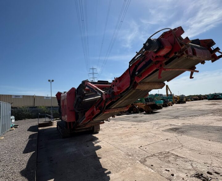 Terex Finlay J-1170 HR - Used Crushers