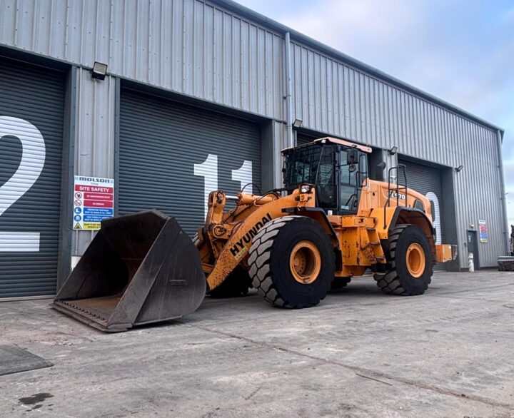 Hyundai HL970