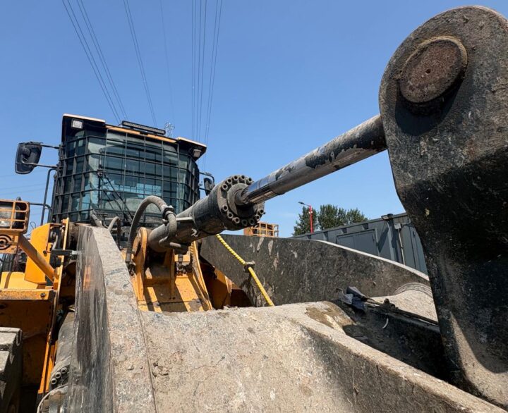 Hyundai HL960AHDXT - Used Wheel Loaders