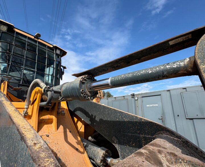 Hyundai HL960AHDXT - Used Wheel Loaders