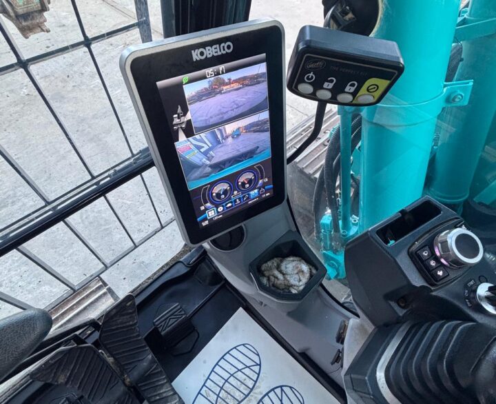 Kobelco SK140SRLC-7 DZ - Crawler Excavators