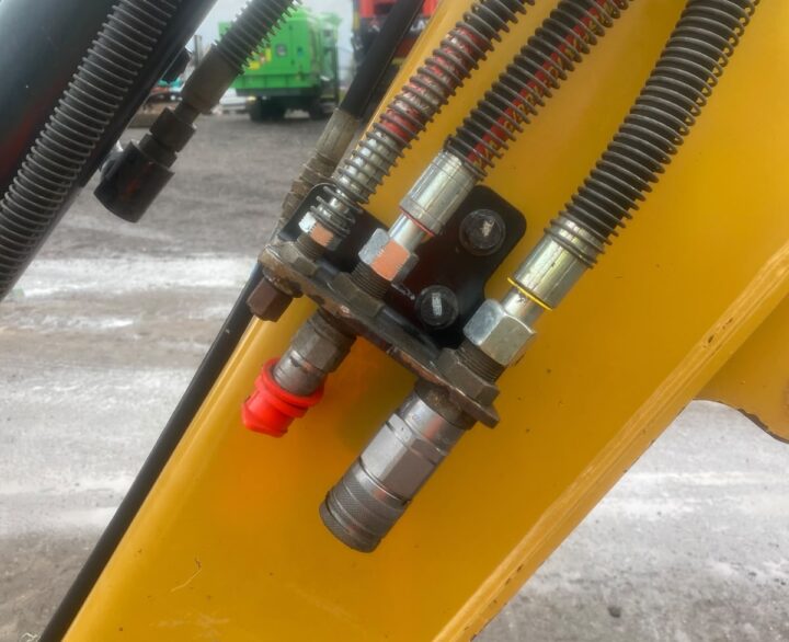 CAT 305E - Mini Excavators