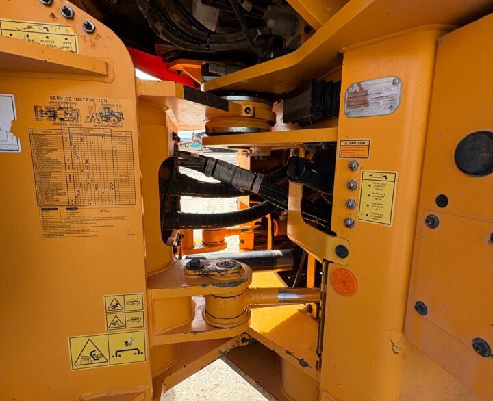 Hyundai HL960AHDXT - Used Wheel Loaders