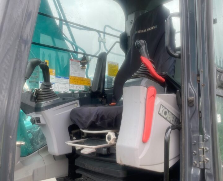 Kobelco SK130LC-11 - Crawler Excavators