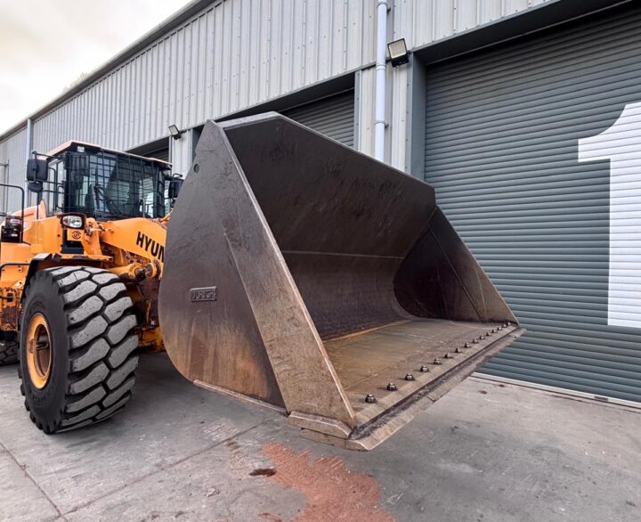 Hyundai HL970 - Used Wheel Loaders