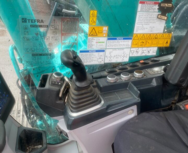 Kobelco SK130LC-11 - Crawler Excavators