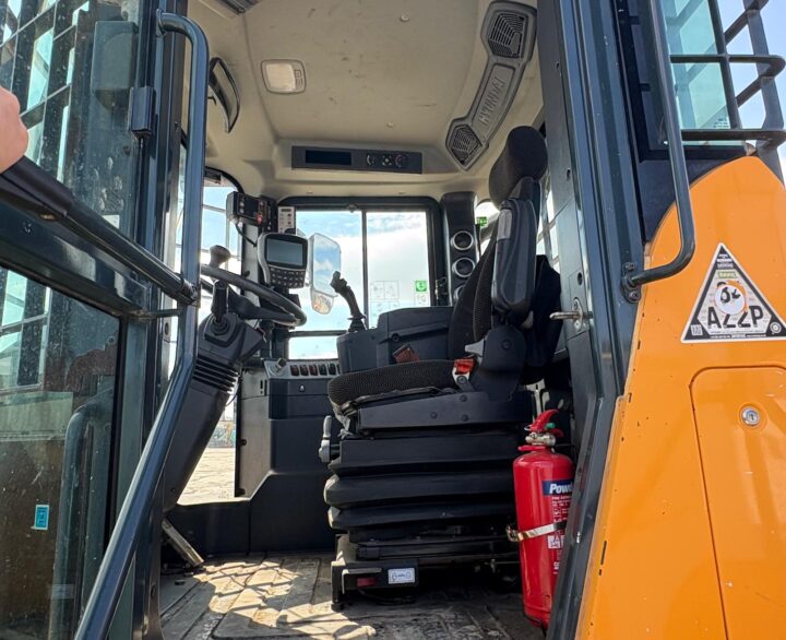 Hyundai HL960AHDXT - Used Wheel Loaders