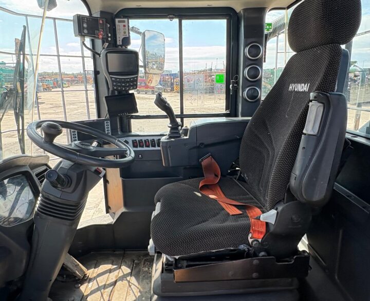 Hyundai HL960AHDXT - Used Wheel Loaders