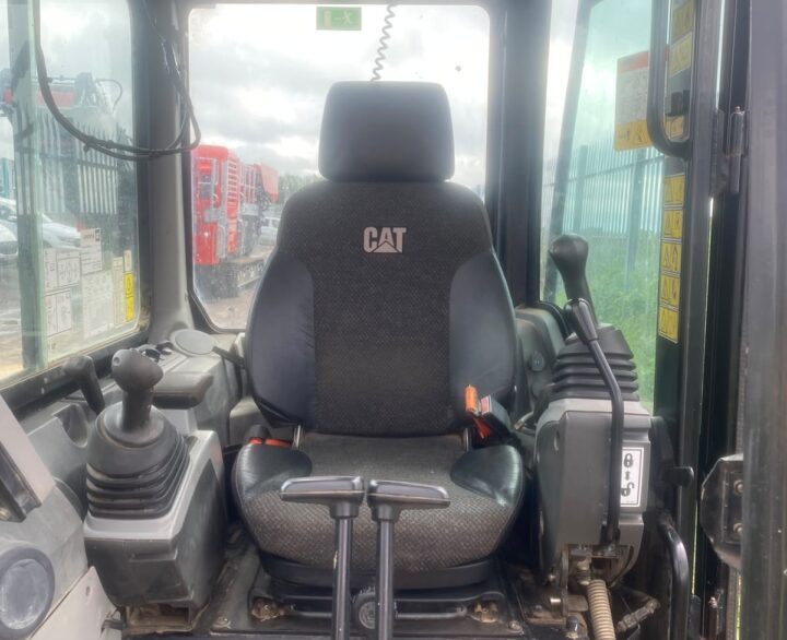 CAT 305E - Mini Excavators