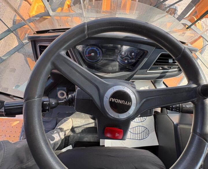 Hyundai HL960AHDXT - Used Wheel Loaders
