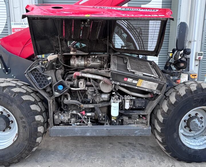 Massey Ferguson TH7038 - Telehandlers
