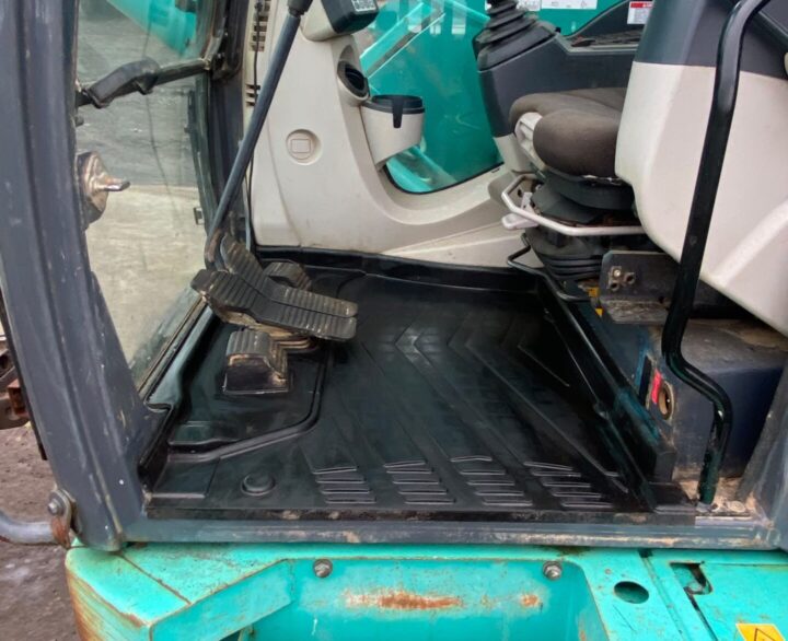Kobelco SK230SRLC-5E - Crawler Excavators