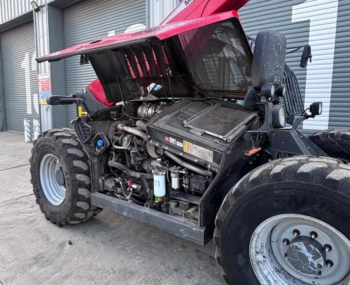 Massey Ferguson TH7038 - Telehandlers