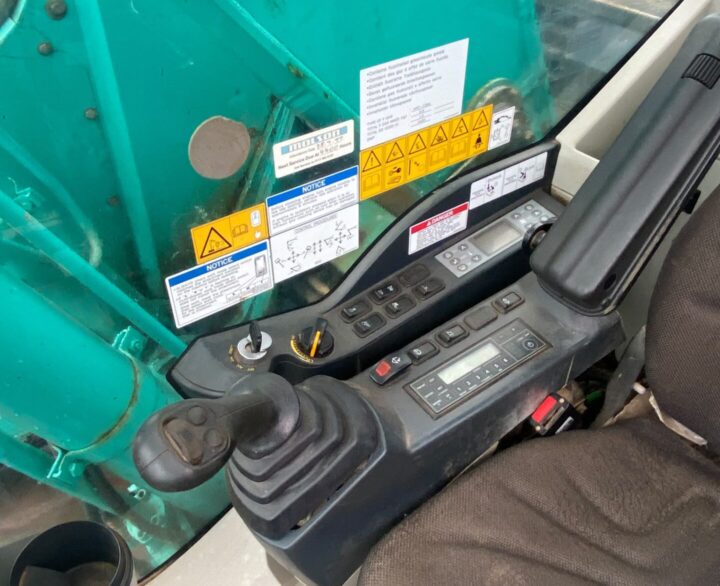 Kobelco SK230SRLC-5E - Crawler Excavators
