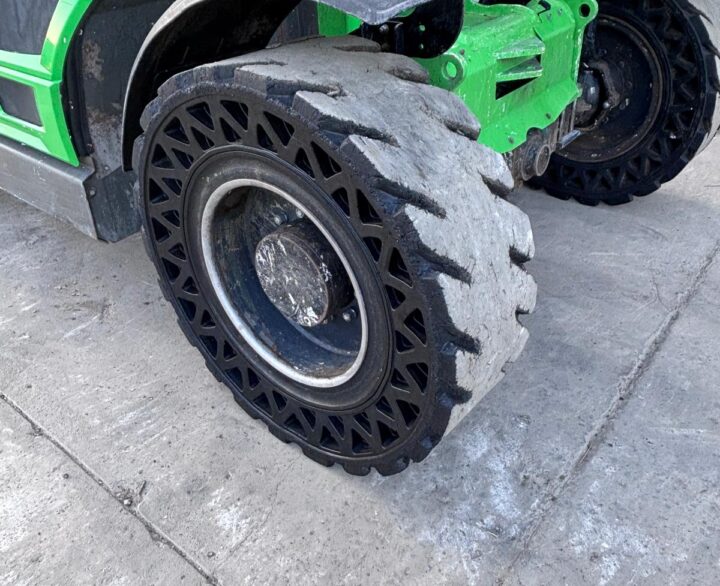 Sennebogen 355 - Telehandlers