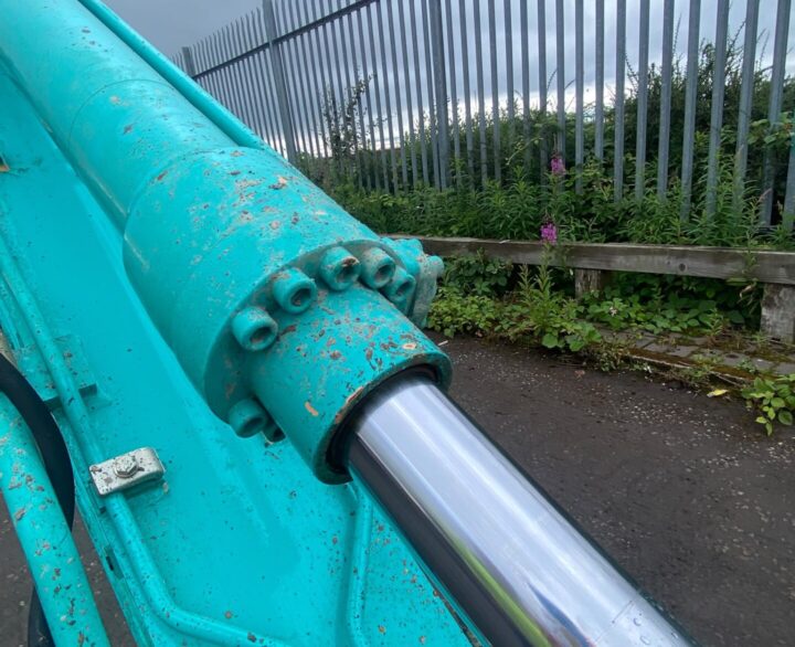 Kobelco SK130LC-11 - Crawler Excavators