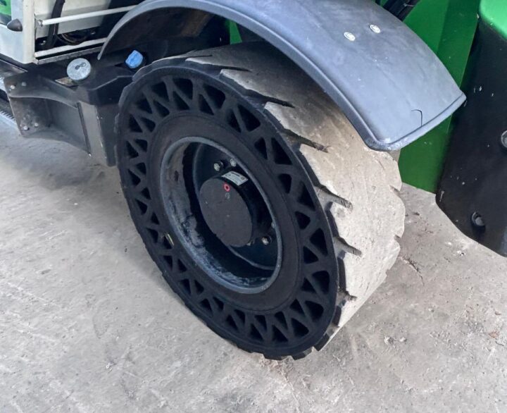 Sennebogen 355 - Telehandlers