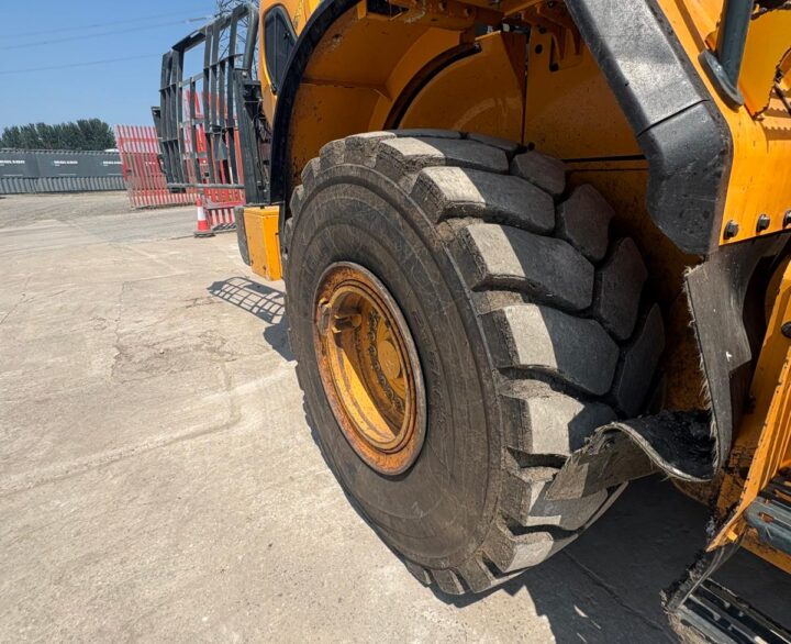 Hyundai HL960AHDXT - Used Wheel Loaders
