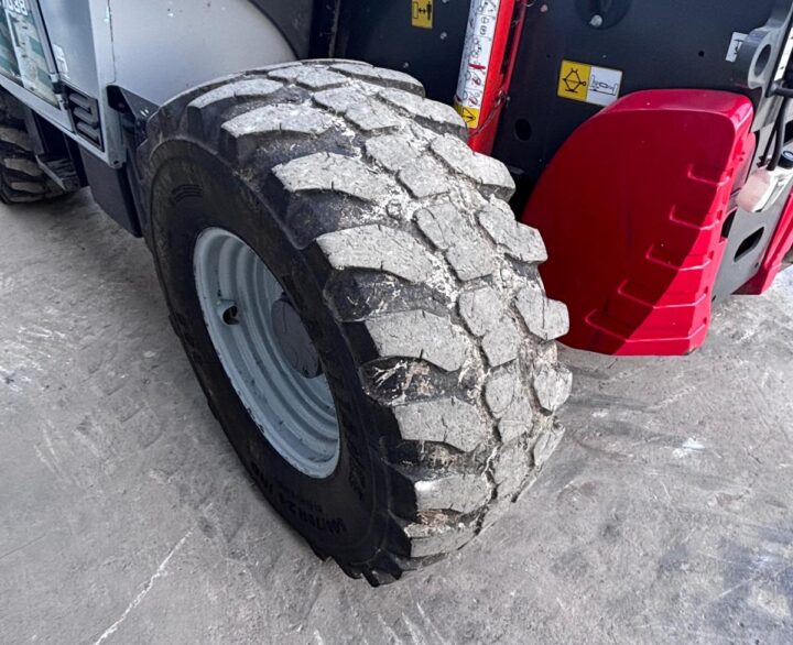 Massey Ferguson TH7038 - Telehandlers