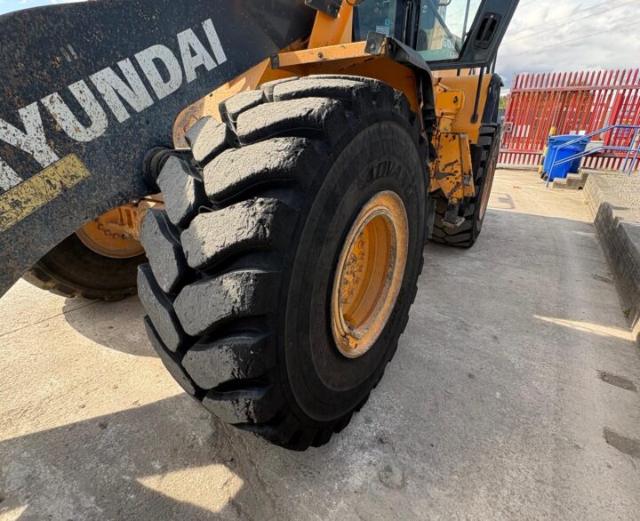 Hyundai HL960AHDXT - Used Wheel Loaders