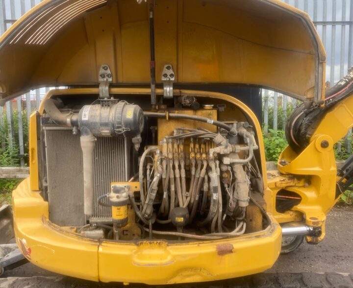 CAT 305E - Mini Excavators