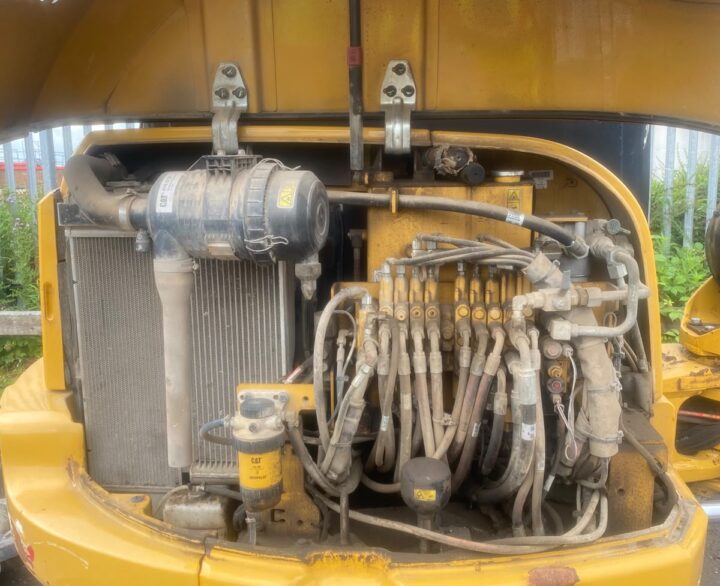 CAT 305E - Mini Excavators