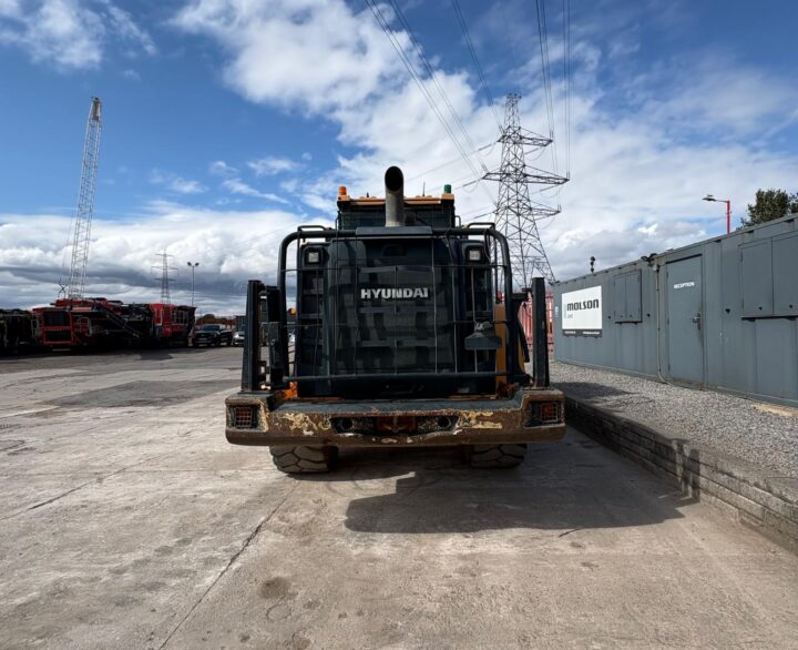 Hyundai HL960AHDXT - Used Wheel Loaders