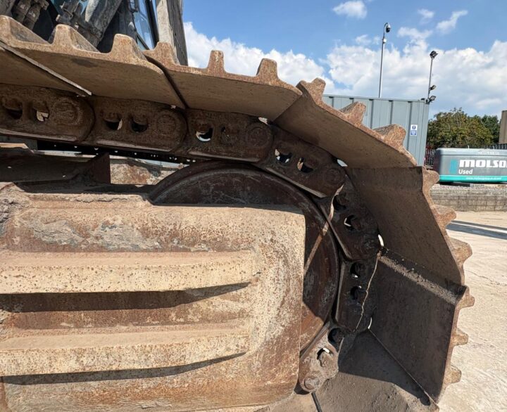Hyundai HX300L - Crawler Excavators