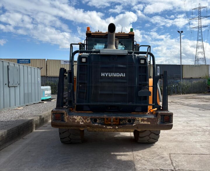 Hyundai HL960AHDXT - Used Wheel Loaders
