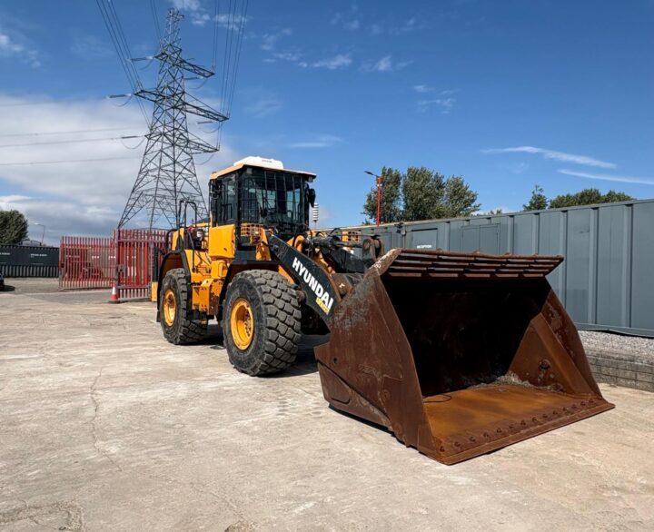 Hyundai HL960AHDXT - Used Wheel Loaders
