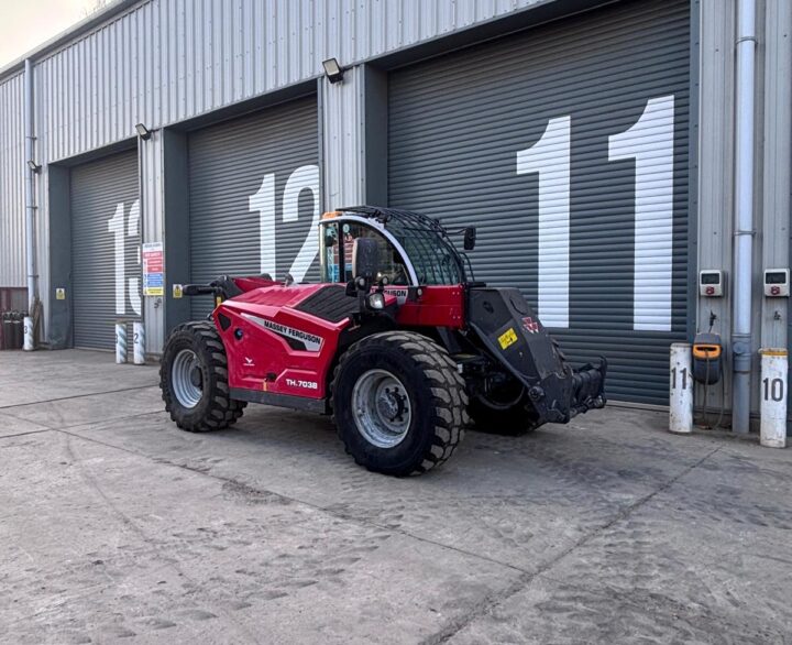 Massey Ferguson TH7038 - Telehandlers