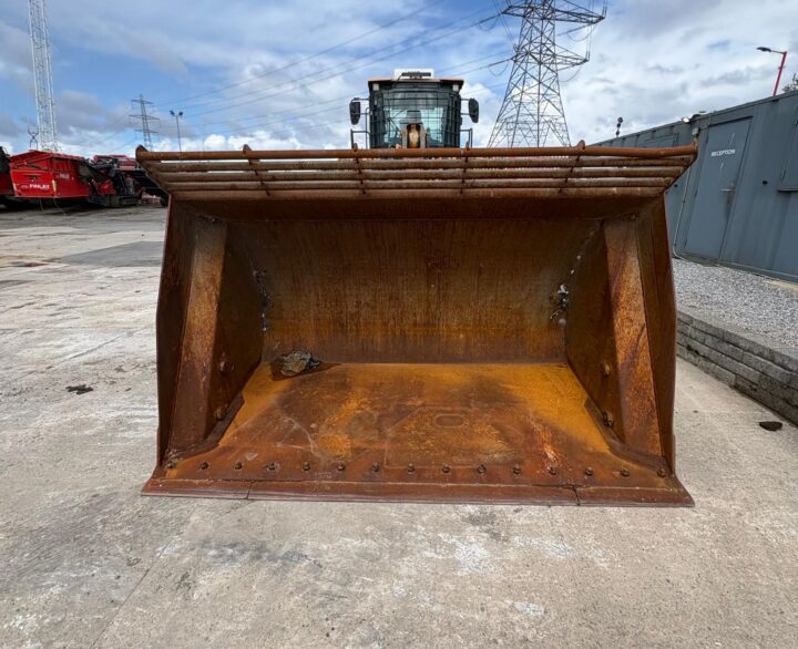 Hyundai HL960AHDXT - Used Wheel Loaders