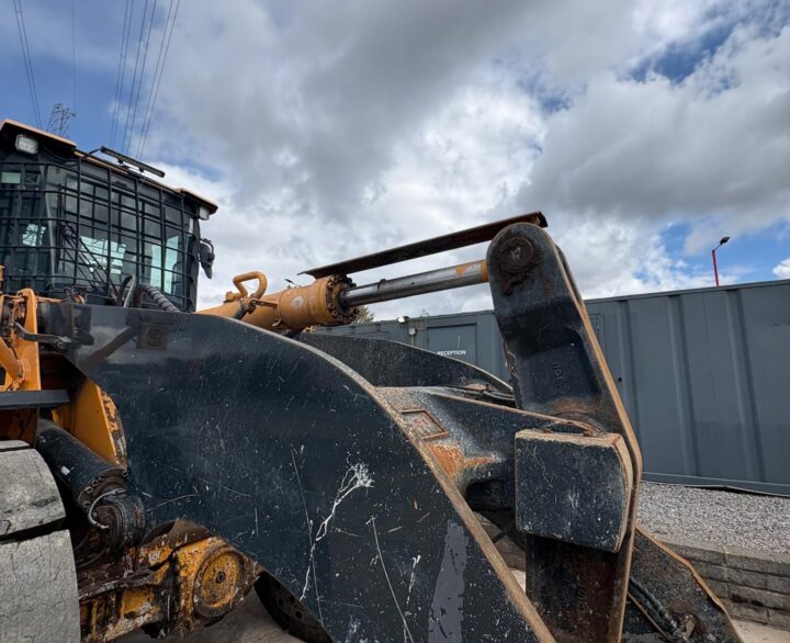 Hyundai HL960AHDXT - Used Wheel Loaders