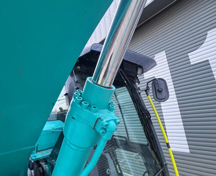 Kobelco SK140SRLC-7 - Crawler Excavators